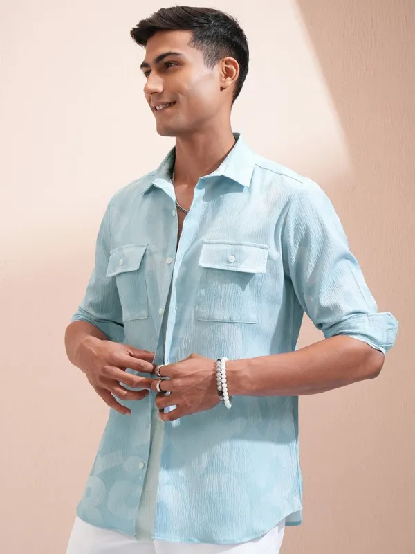 Highlander Men Blue Printed Regular Fit Casual Shirt