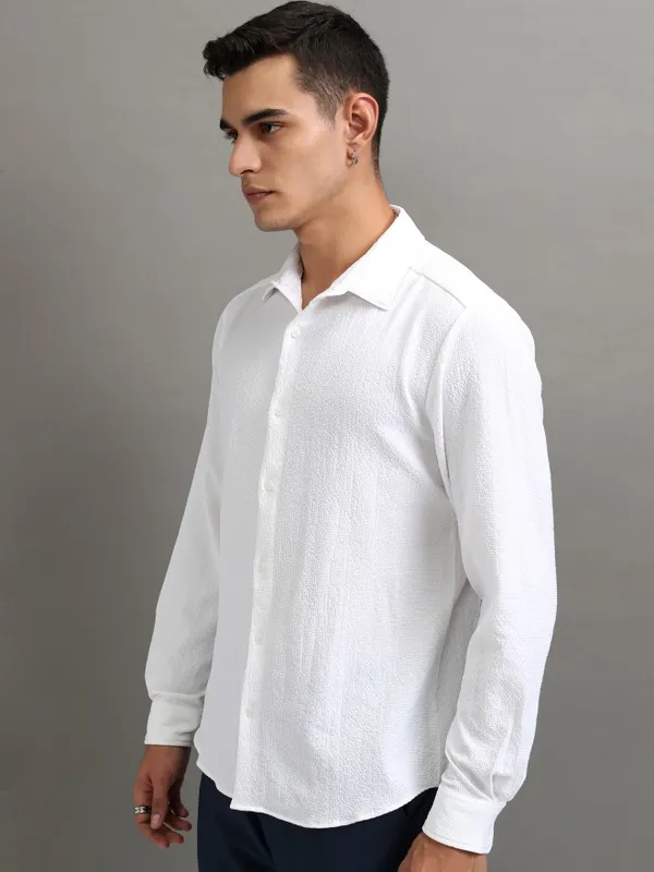 Highlander Men White Textured Regular Fit Casual Shirt