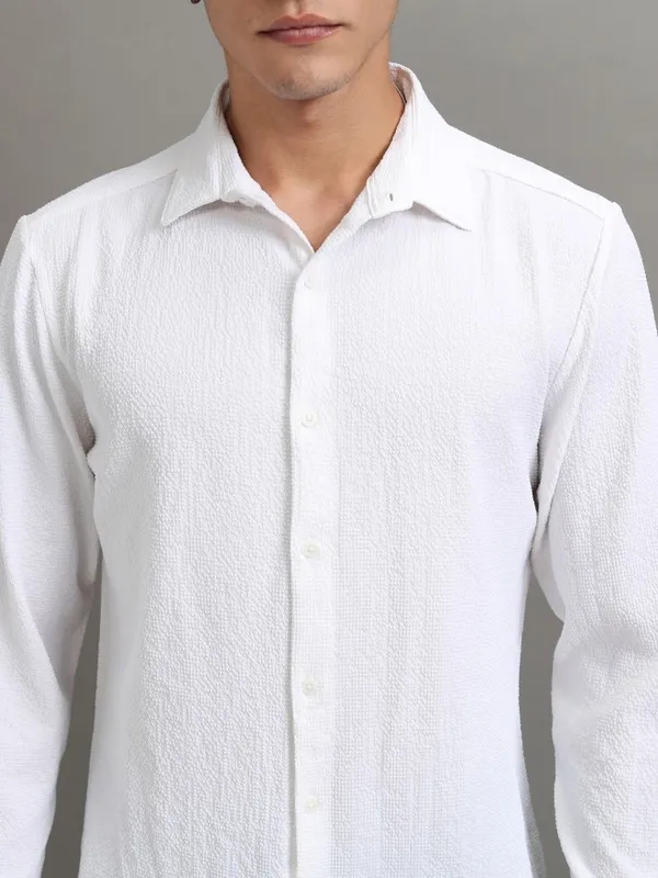Highlander Men White Textured Regular Fit Casual Shirt