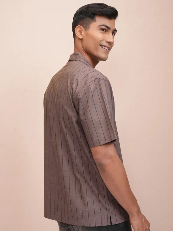 Locomotive Men Brown Striped Relaxed Fit Casual Shirt