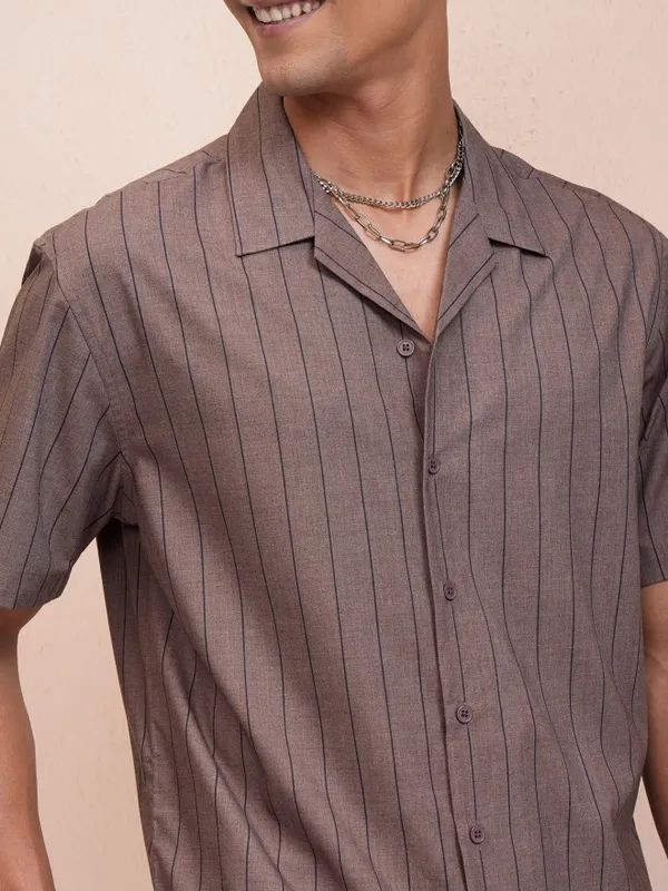 Locomotive Men Brown Striped Relaxed Fit Casual Shirt