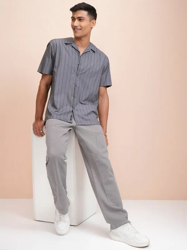 Locomotive Men Blue Striped Relaxed Fit Casual Shirt