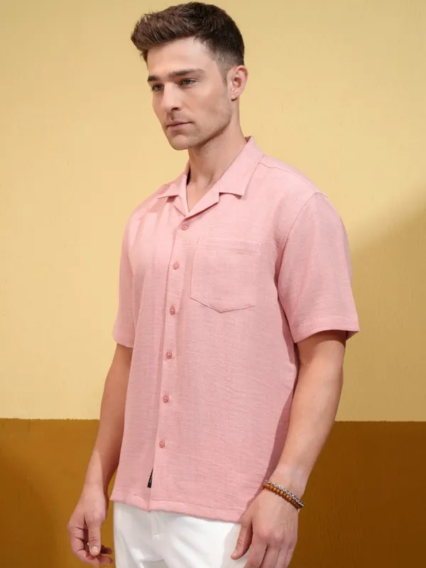 Locomotive Men Peach Solid Oversized Fit Casual Shirt