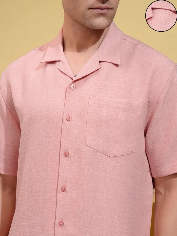 Locomotive Men Peach Solid Oversized Fit Casual Shirt