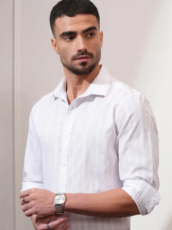 Locomotive Men White Striped Slim Fit Casual Shirt