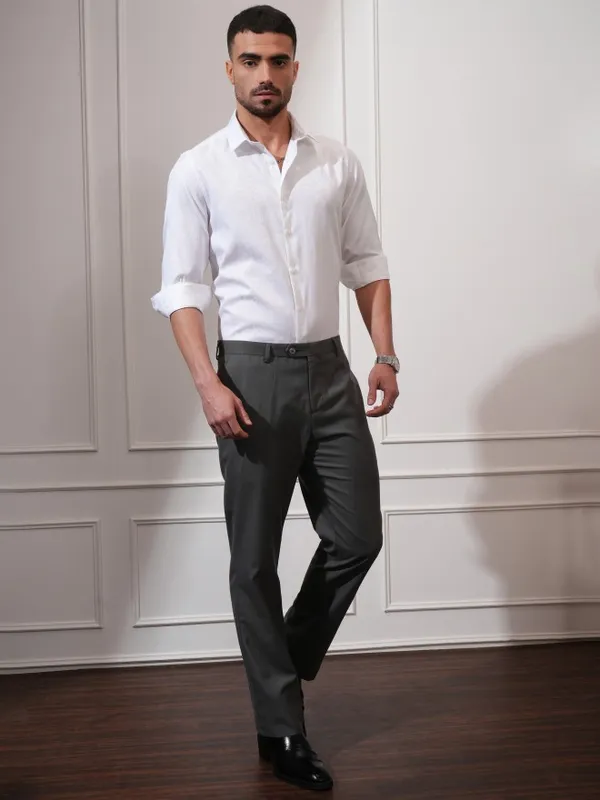 Locomotive Men White Textured Slim Fit Casual Shirt