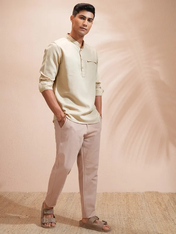 Highlander Men Beige Textured Regular Fit Casual Shirt