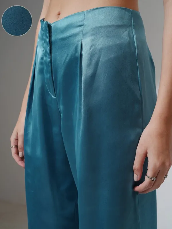 Tokyo Talkies Women Blue Solid Flared Wide Leg Trouser