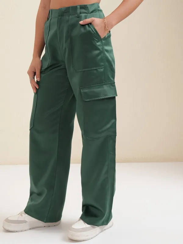 Tokyo Talkies Women Green Solid Loose Fit Cargos