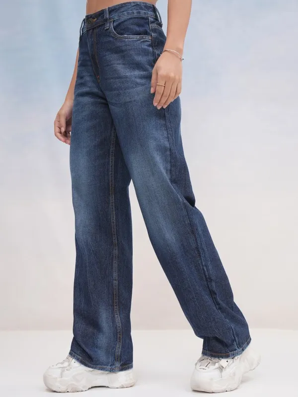 Women Straight Fit Jeans