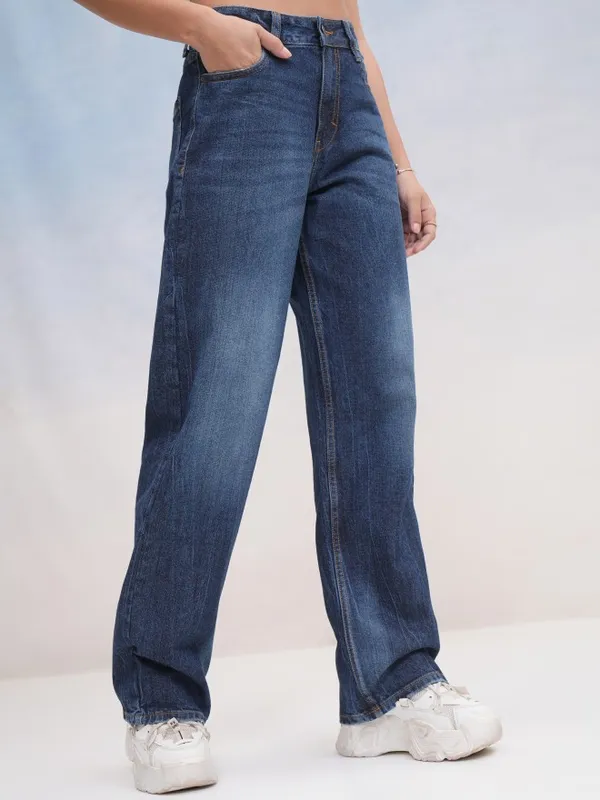 Women Straight Fit Jeans