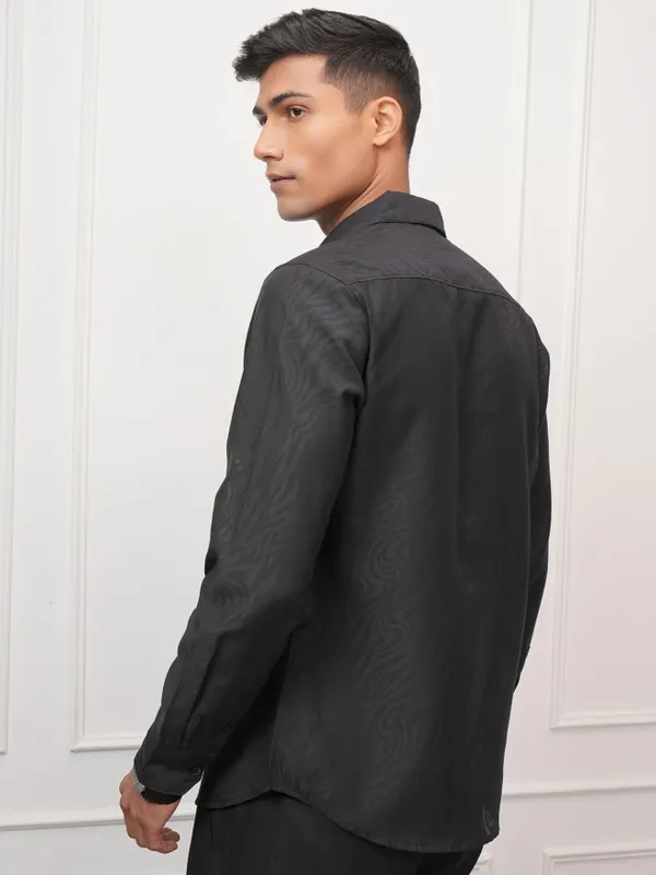 Locomotive Men Black Self Design Regular Fit Casual Shirt