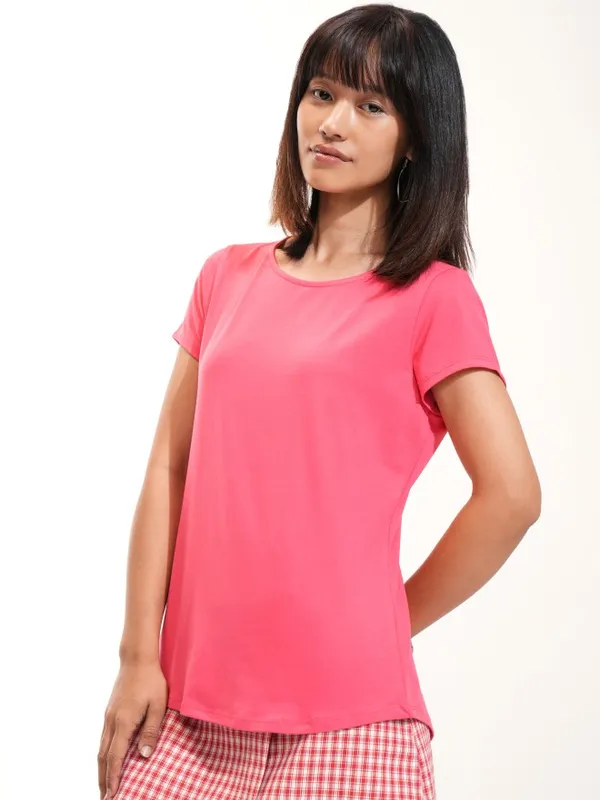 Tokyo Talkies Women Pink Solid Round Neck T-Shirt
