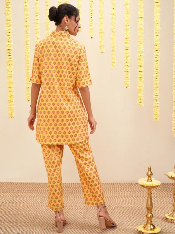 Vishudh Women Mustard Tunic With Trousers Co-Ords