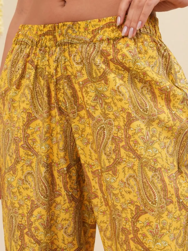 Vishudh Women Yellow Tunic With Trousers Co-Ords