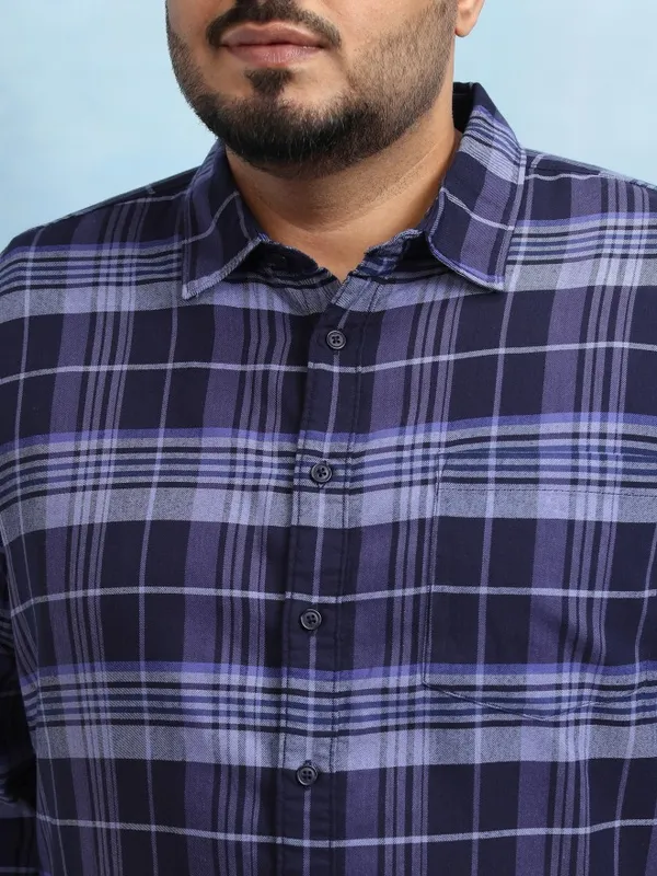 Xtra Ordinary By Highlander Men Lavender Checked Regular Fit Casual Shirt