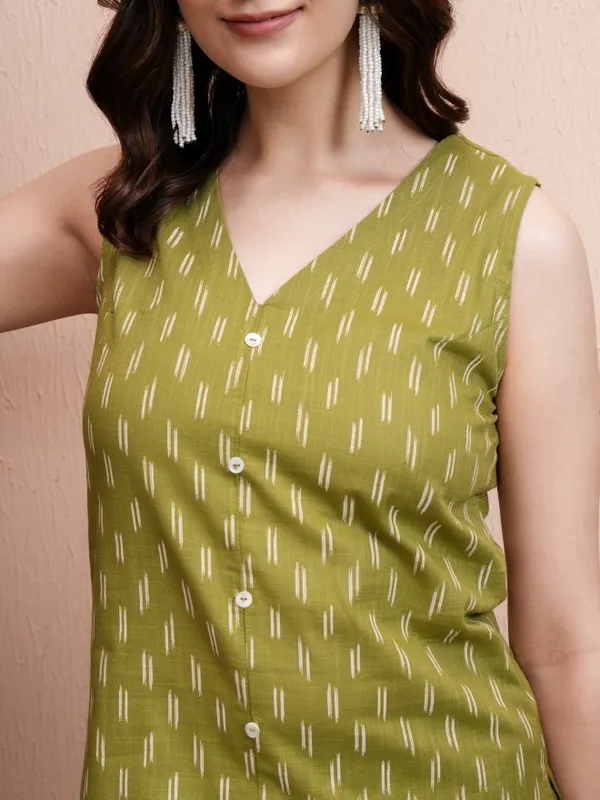 Women Kurta With Palazzos