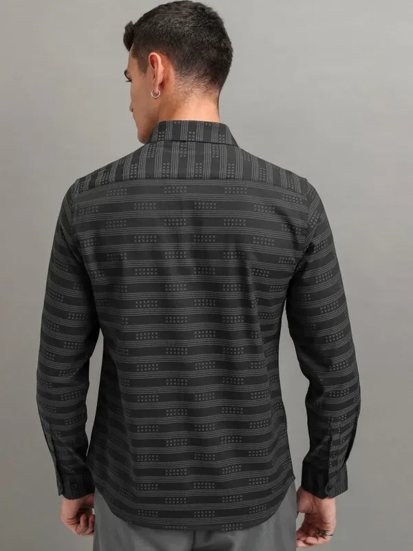 Highlander Men Grey Striped Slim Fit Casual Shirt