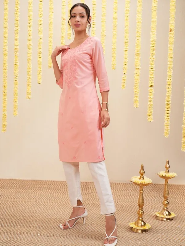 Vishudh Women Peach Embroidered Straight Kurta