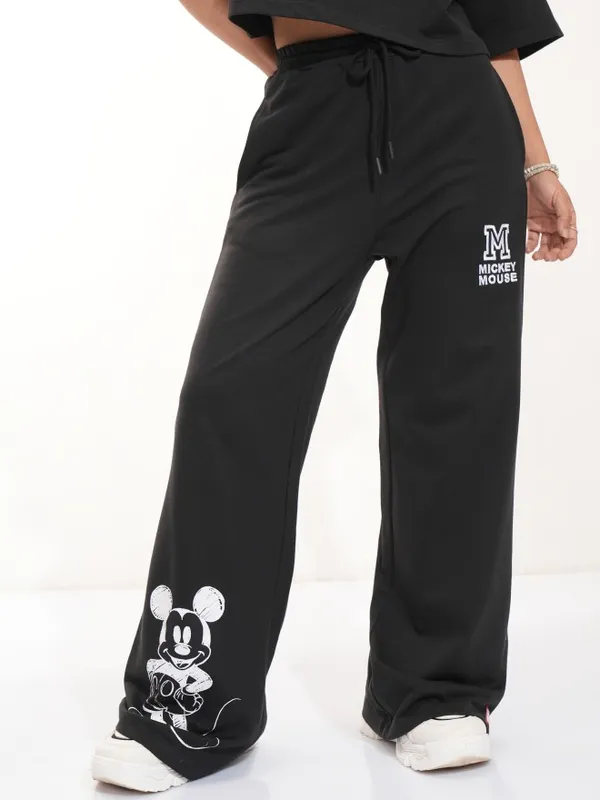 Disney By Tokyo Talkies Women Black Mickey Mouse Printed Trackpants