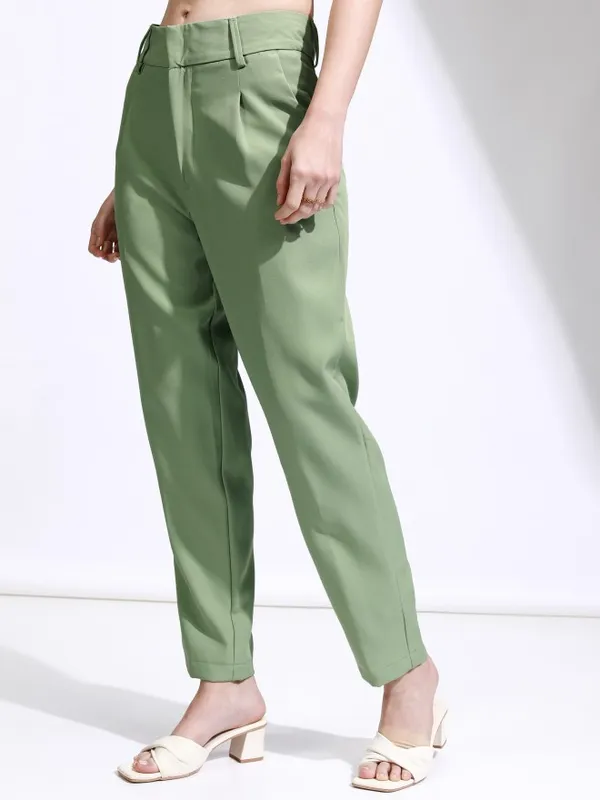 Tokyo Talkies Women Green Solid Regular Fit Casual Trouser