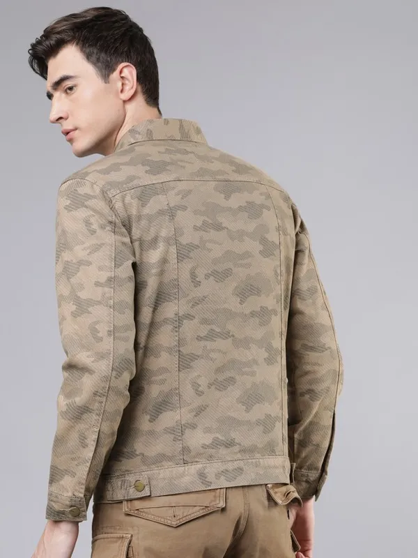 Highlander Men Khaki Solid Denim Jacket