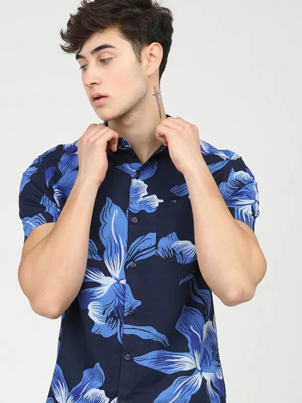 Highlander Men Blue Printed Slim Fit Casual Shirt
