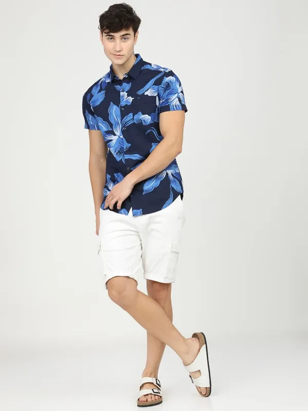 Highlander Men Blue Printed Slim Fit Casual Shirt