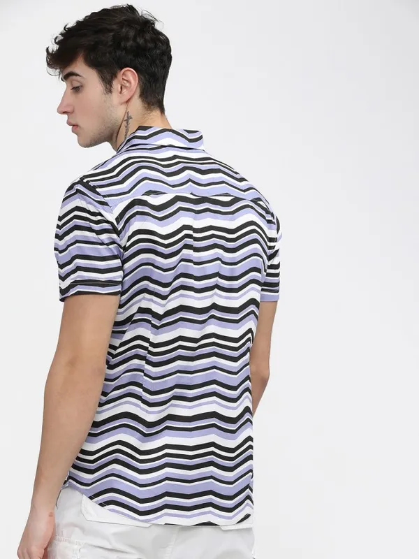 Highlander Men White Printed Slim Fit Casual Shirt