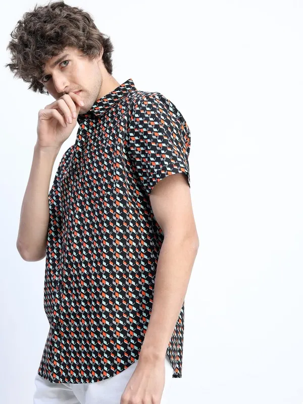 Highlander Men Black Printed Slim Fit Casual Shirt