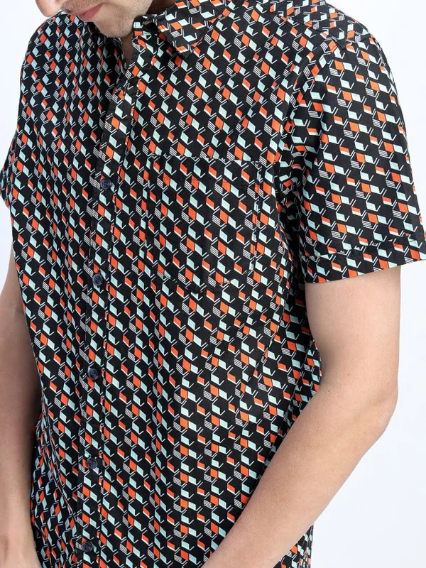 Highlander Men Black Printed Slim Fit Casual Shirt