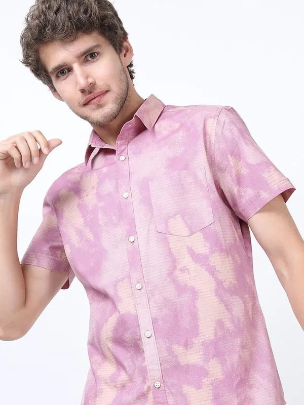 Highlander Men Purple Printed Slim Fit Casual Shirt