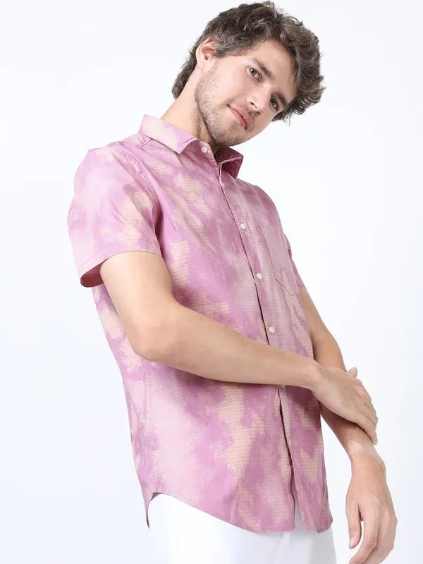 Highlander Men Purple Printed Slim Fit Casual Shirt