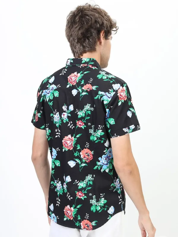 Highlander Men Black Printed Slim Fit Casual Shirt