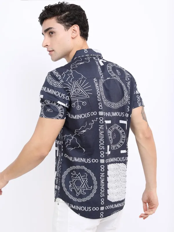 Highlander Men Grey Printed Slim Fit Casual Shirt