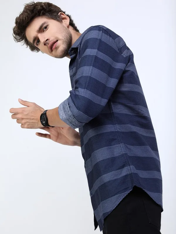 Highlander Men Navy Blue Striped Slim Fit Casual Shirt