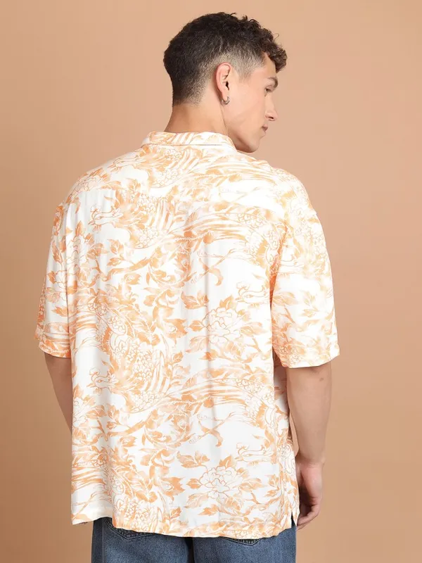 Highlander Men Orange Printed Slim Fit Casual Shirt