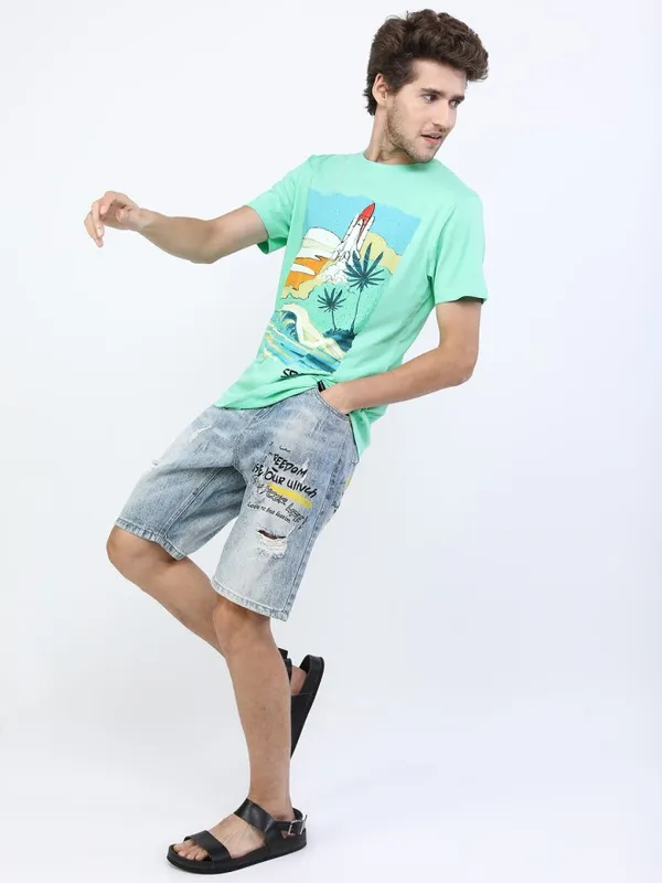 Men Printed Round Neck Slim Fit T-Shirt