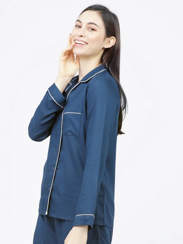 Women Solid Casual Shirt