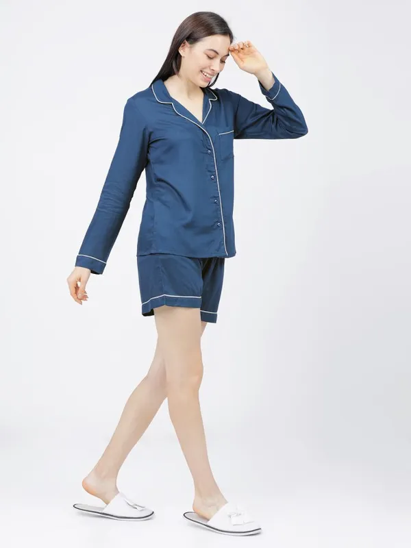 Tokyo Talkies Women Teal Solid Casual Shirt