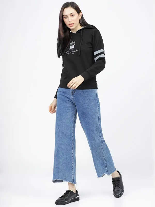 Women Solid Sweatshirt