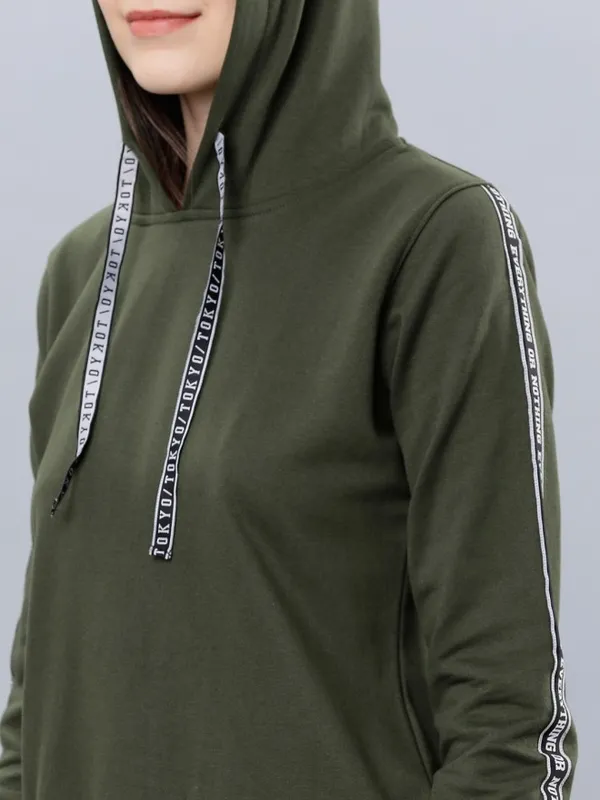 Tokyo Talkies Women Olive Solid Pullover Round Neck Sweatshirt