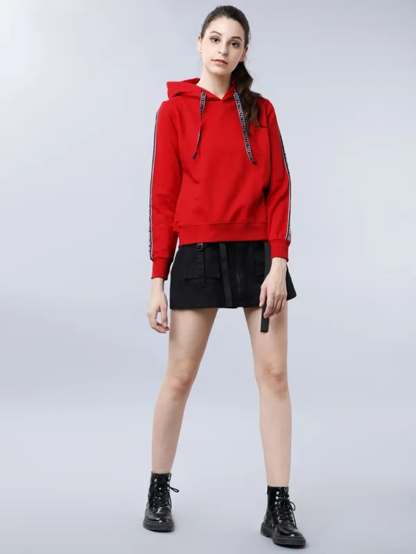 Tokyo Talkies Women Red Solid Pullover Round Neck Sweatshirt