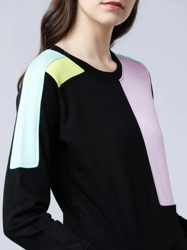 Women Colourblocked Sweatshirt