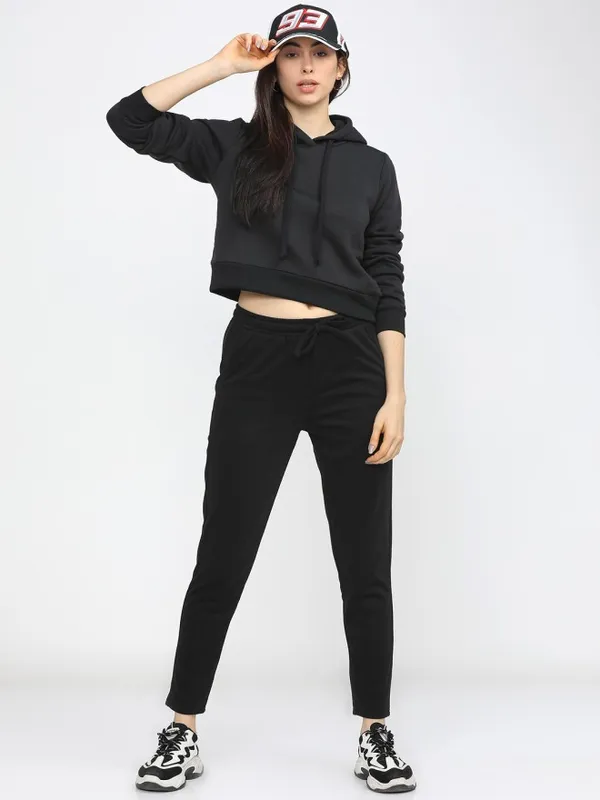 Women Solid Sweatshirt