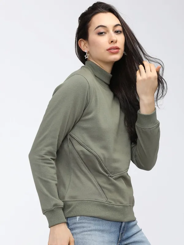 Women Solid Sweatshirt
