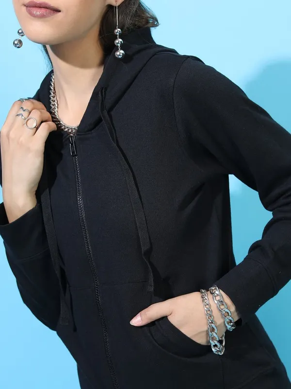 Women Solid Sweatshirt