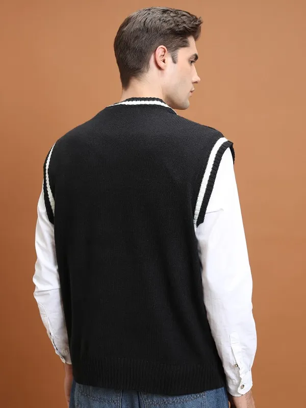 Highlander Men Black V-Neck Pullover Sweater