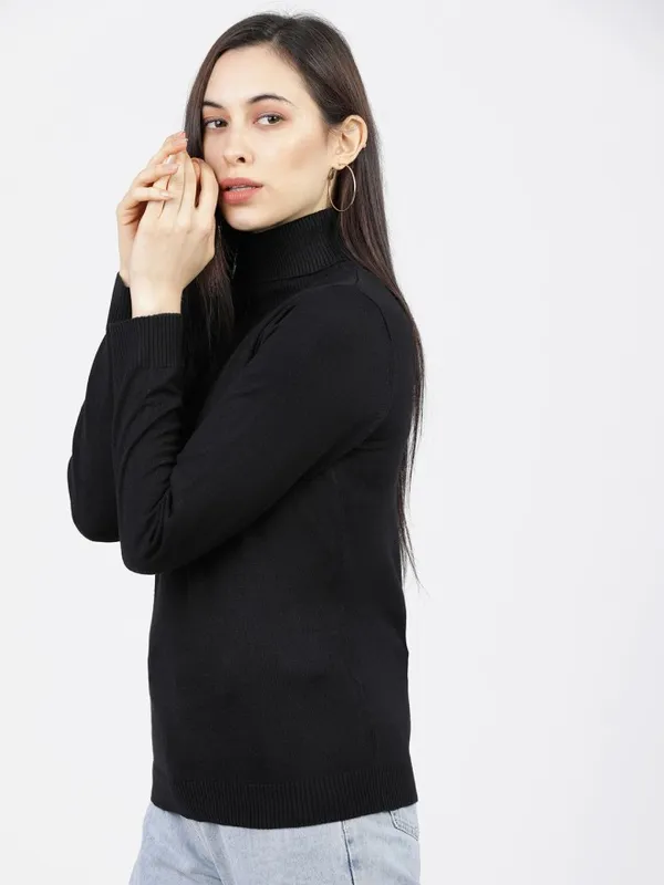 Women Solid Sweater