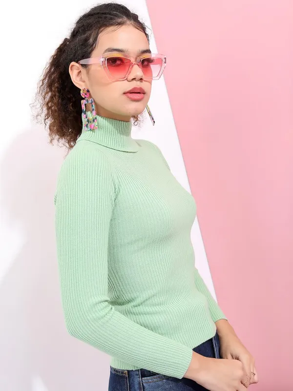 Tokyo Talkies Women Green Turtle Neck Sweater